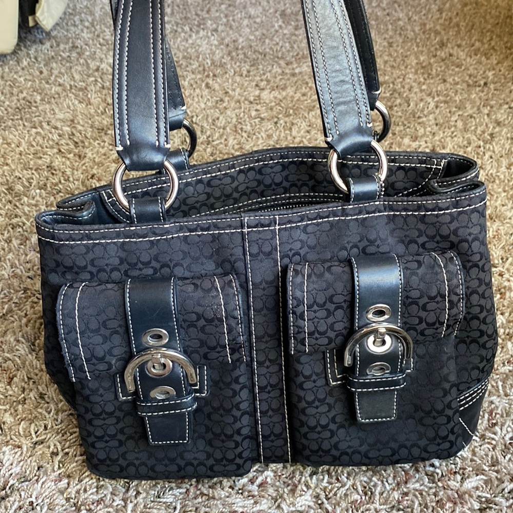 Like new Black Coach Shoulder bag with matching wallet